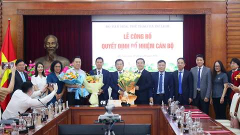 Bộ VHTTDL công bố các quyết định điều động, bổ nhiệm cán bộ